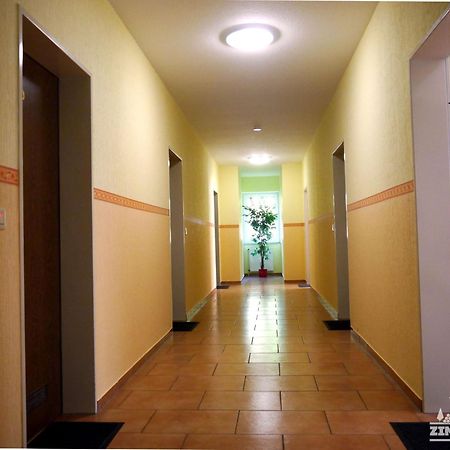Gaestehaus Zimmer Frei Bramstedt  エクステリア 写真