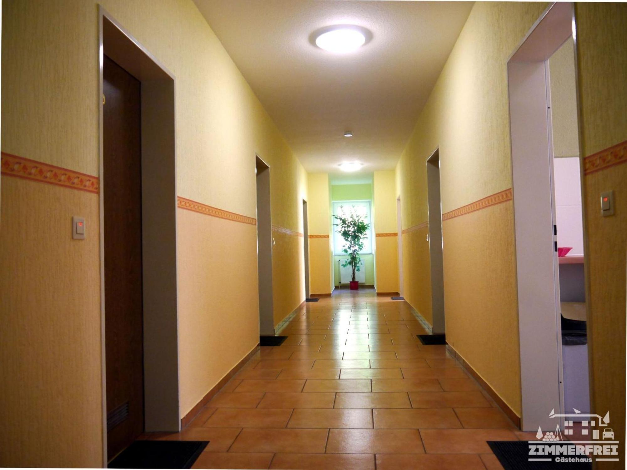 Gaestehaus Zimmer Frei Bramstedt  エクステリア 写真